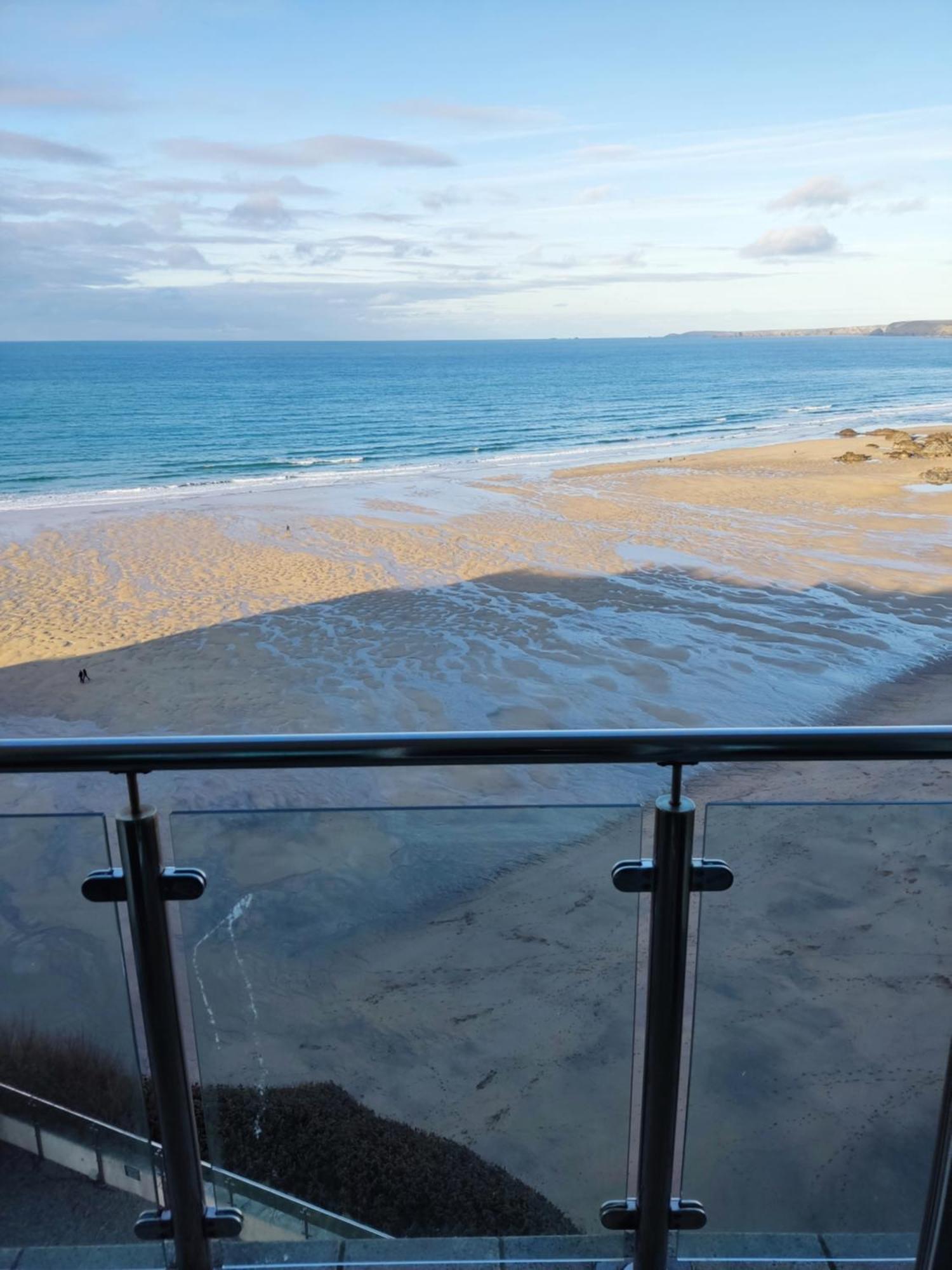 Newquay Rocklands Beach View Exteriör bild