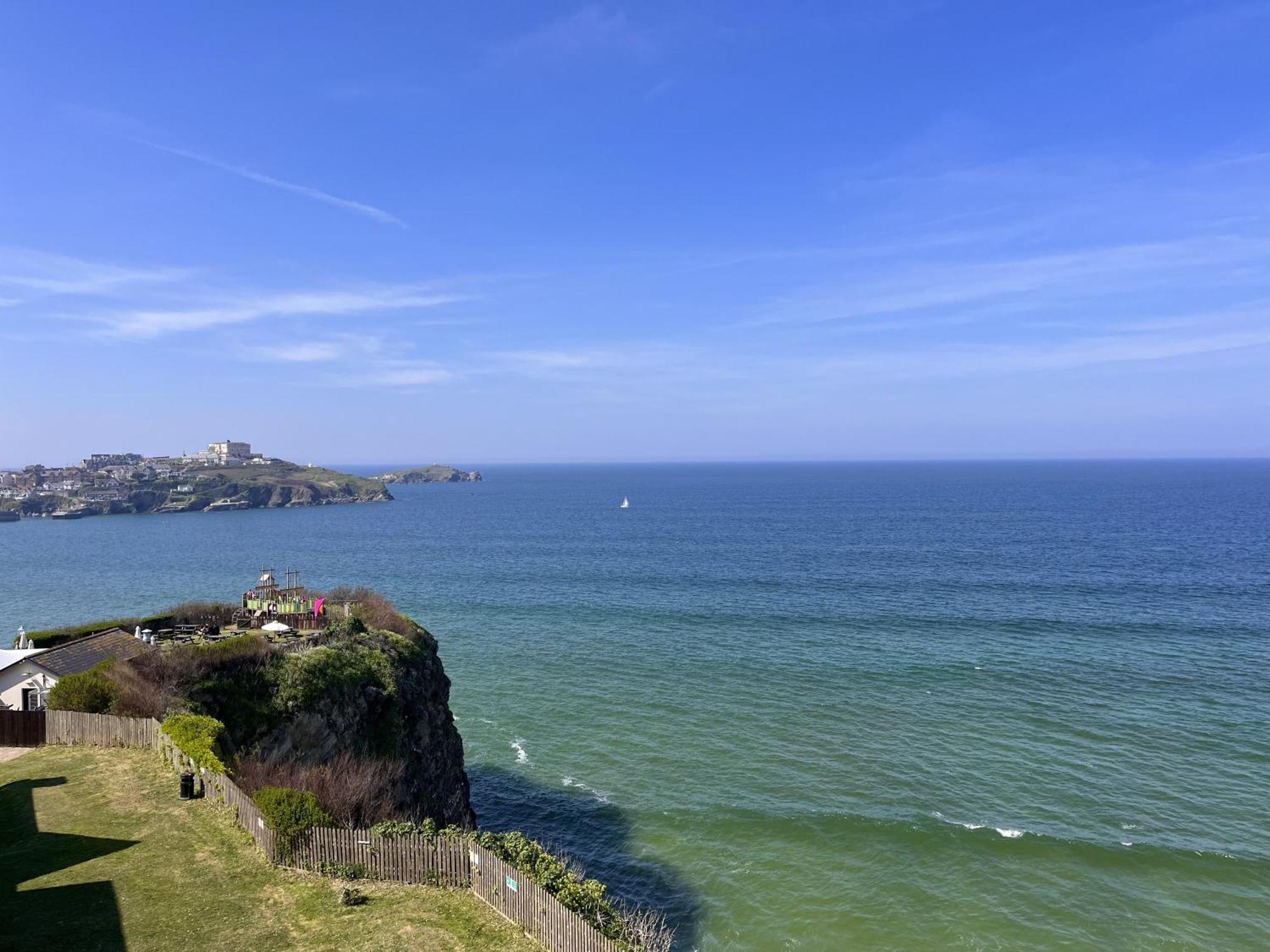 Newquay Rocklands Beach View Exteriör bild